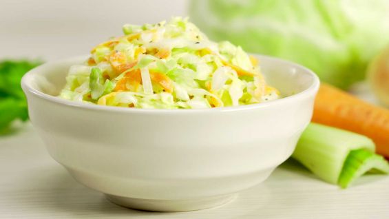 Как приготовить салат из капусты 