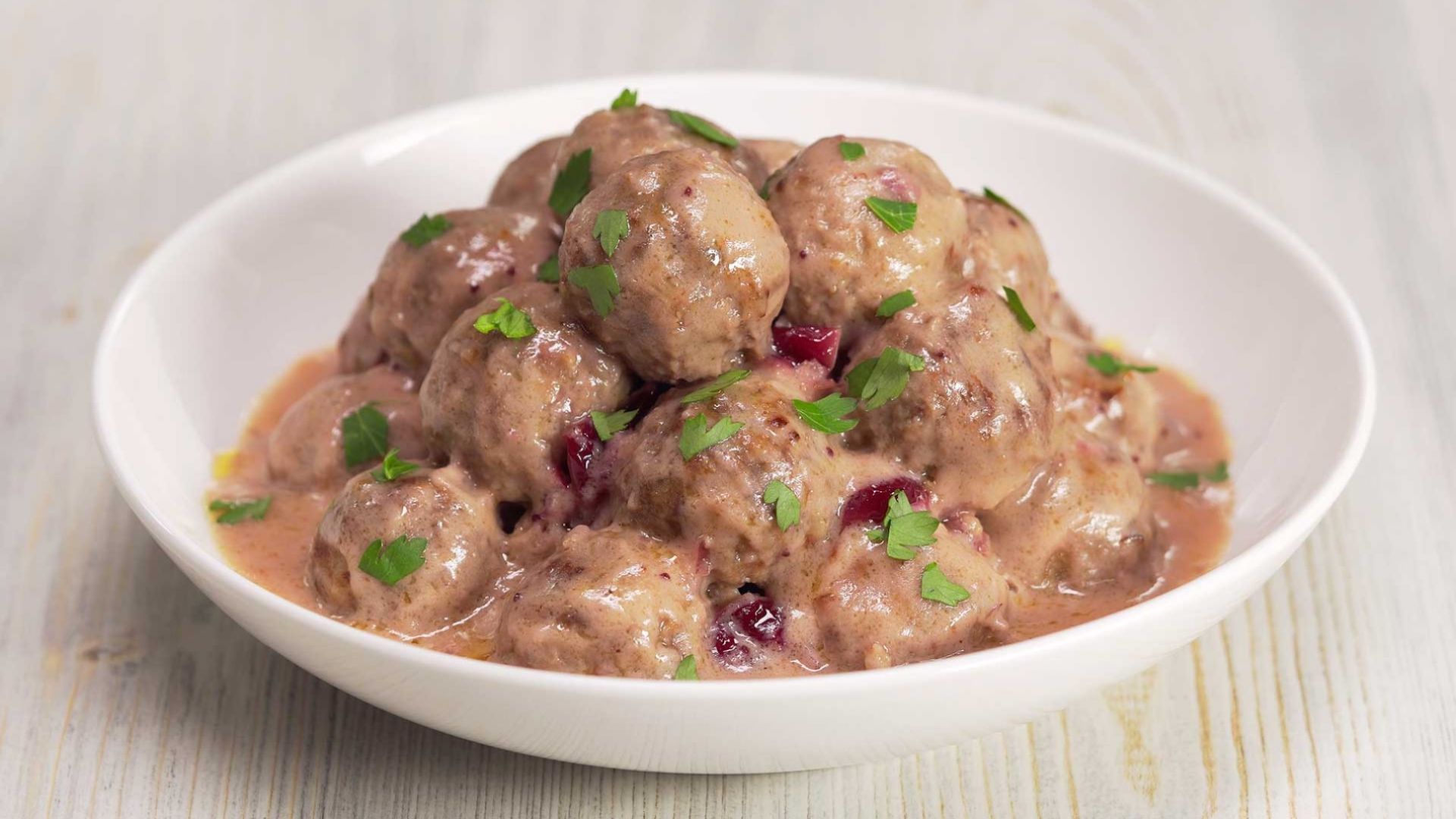 Фрикадельки в сливочном соусе по-французски. Рецепт от Всегда Вкусно!