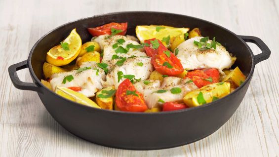 Жаркое с рыбой и овощами по-гречески